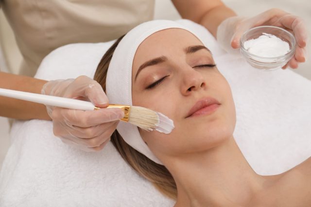 Fruchtsäurepeeling Fruchtsäurebehandlung Frankfurt